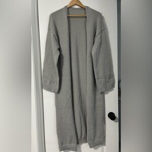 50.Gray Knit *NWOT* Long Cardigan